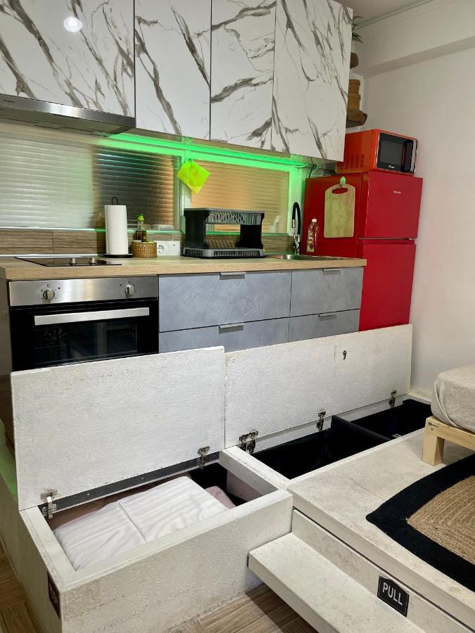 Oikiastudios Patras Ngoại thất bức ảnh
