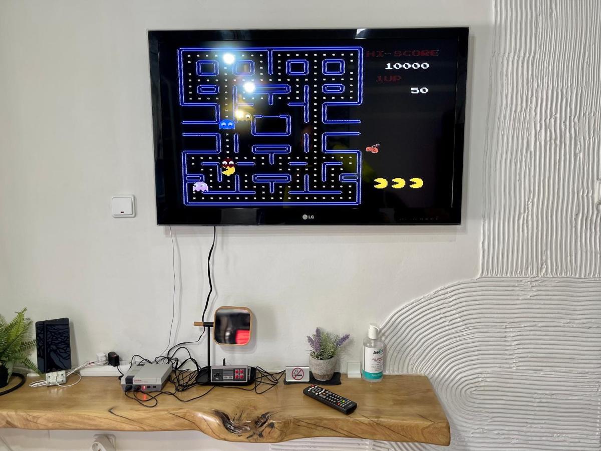Oikiastudios Patras Ngoại thất bức ảnh